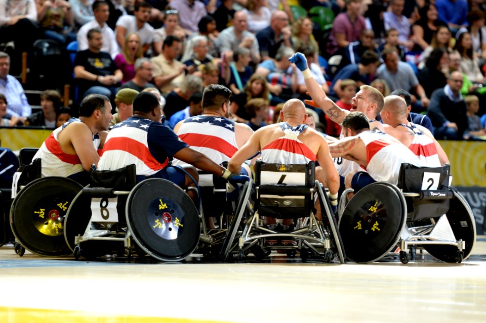 Wheelchair rugby at Invictus Games 140912-N-PW494-362