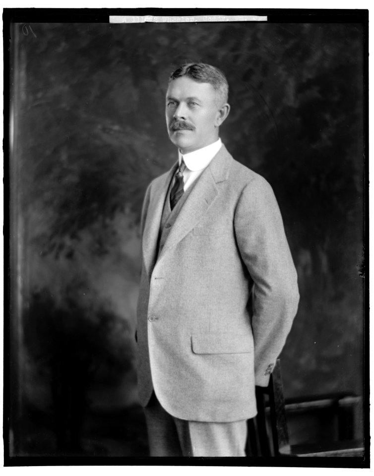 WHEELER, WILLIAM J., COMDR. LCCN2016862278