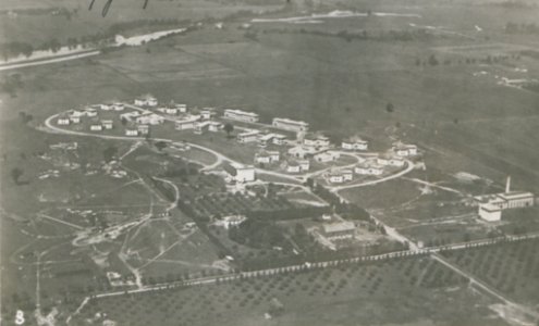 Whitby Ontario from the Air (HS85-10-35930)