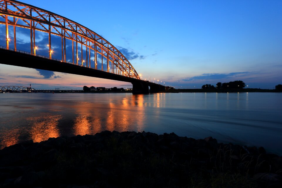 Waal waalbridge waalbrug