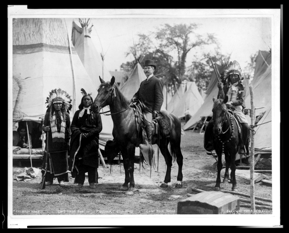 White Hawk, Left Hand Bear, Fredireck C. Cummins, Chief Black Heart LCCN2005694881