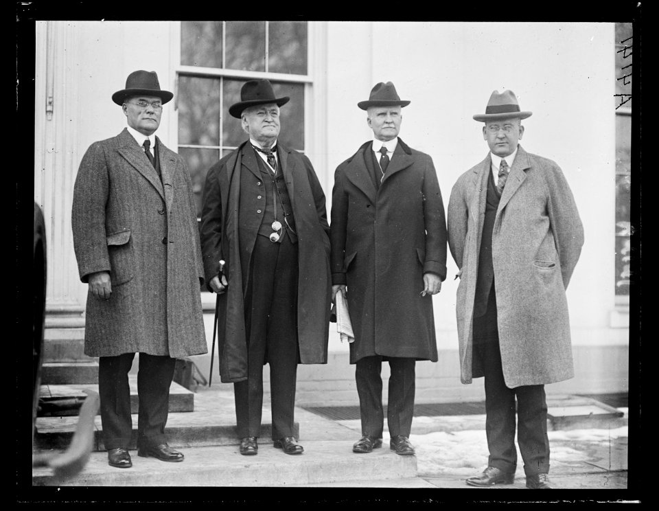 White House visitors. Washington, D.C. LCCN2016891281