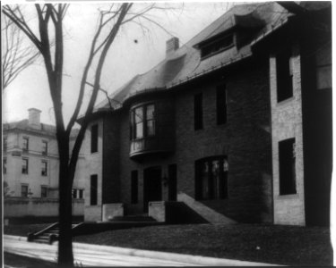 Whittemore House, Washington, D.C.- exterior showing main entrance LCCN2001698317