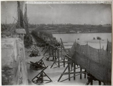 Wiederaufbau einer Notbrücke über den Jsonzo bei Görz 2.11.-- (BildID 15608404)