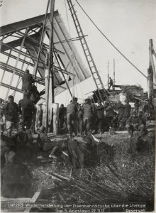 Wiederherstellung der Eisenbahnbrücke über die Livenza bei S.Anastasio 22.11.17. (BildID 15611381)