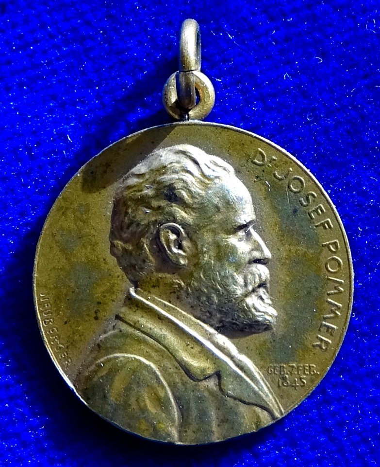 Wien 1905, Jugendsti-Medaille Josef Pommers 60. Geburtstag, Vorderseite