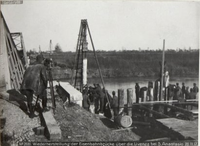 Wiederherstellung der Eisenbahnbrücke über die Livenza bei S.Anastasio 22.11.17. (BildID 15611395)