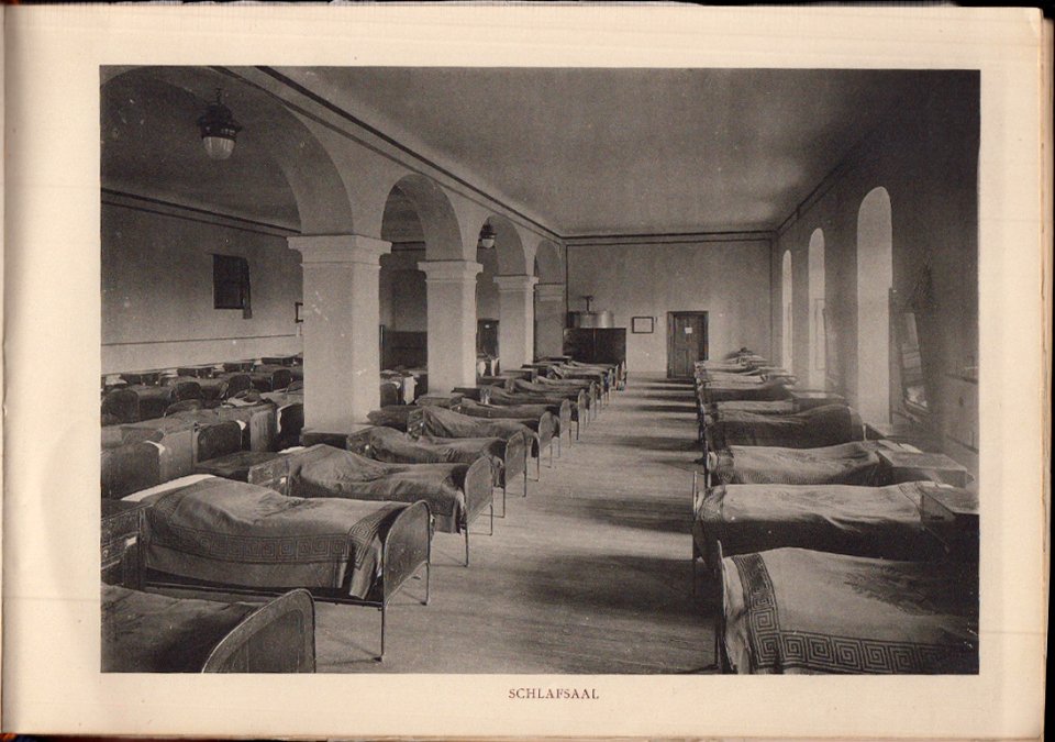 Wiener Neustadt, Theresianische Militärakademie (J David, 1904) - 3