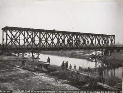 Wiederhergestellte Eisenbahnbrücke über d.Livenza bei S.Stino 12.1.18. (BildID 15613662)