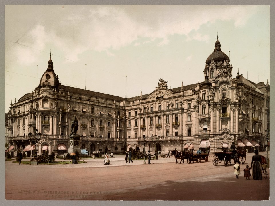 Wiesbaden. Kaiser Friedrich-Denkmal & Hotel Nassauer-Hof LOC ppmsca.52641