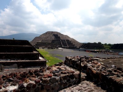 Wikimania 2 temple sun 7209575