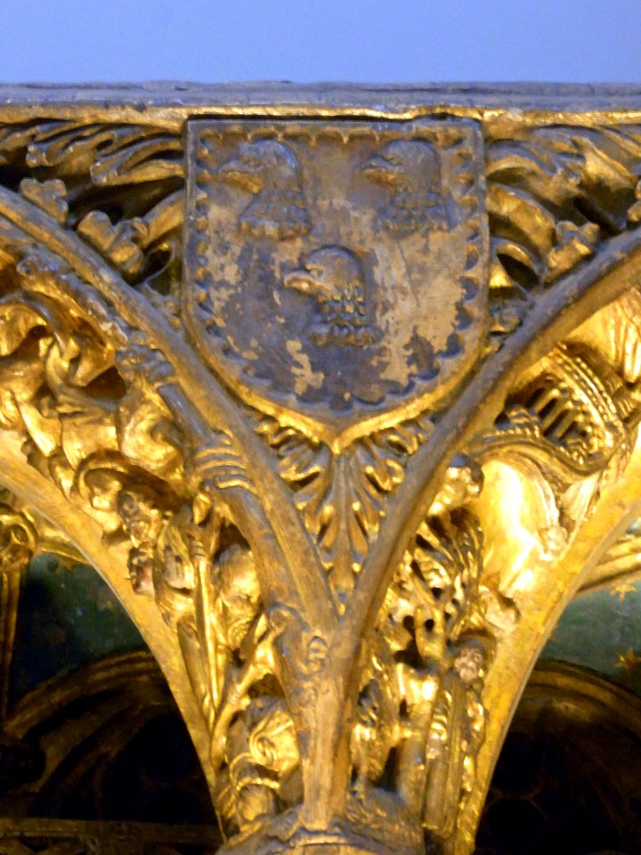 Wikimania 2014 - Victoria and Albert Museum - Altarpiece - Troyes - Coat of Arms221172