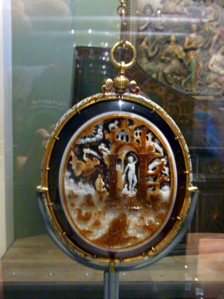 Wikimania 2014 - Victoria and Albert Museum - Onyx Cameo22221