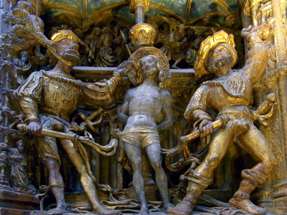 Wikimania 2014 - Victoria and Albert Museum - Altarpiece - Troyes - Left - Detail221167