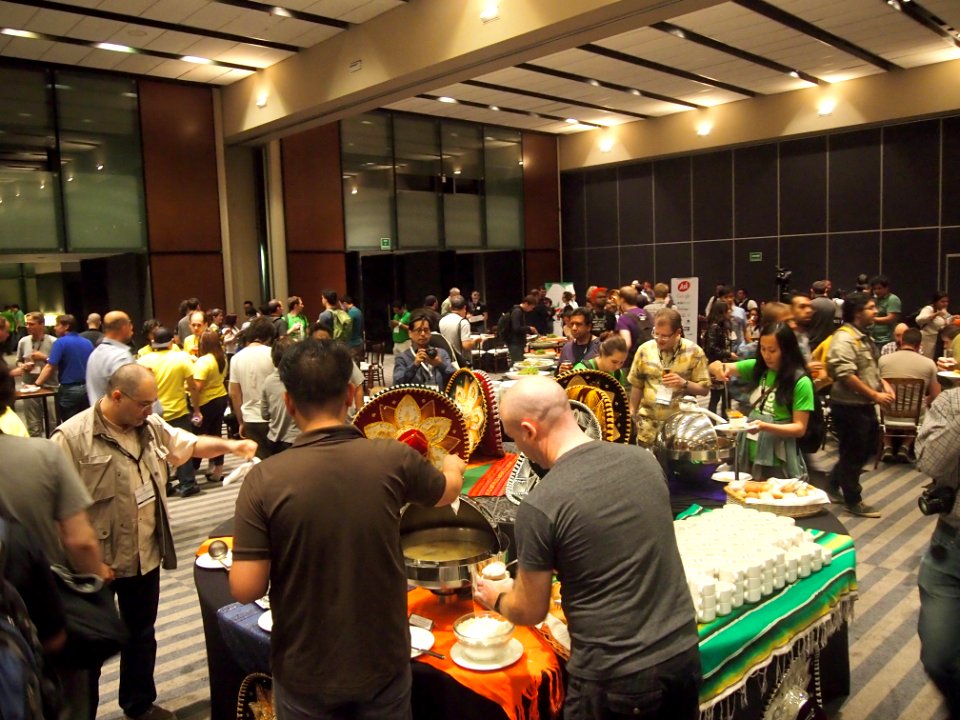 Wikimania closing reception 7199406