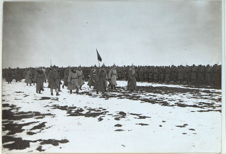 Wilhelm II. an der Front beim Honvedinfanterieregiment 21 (BildID 15438782)