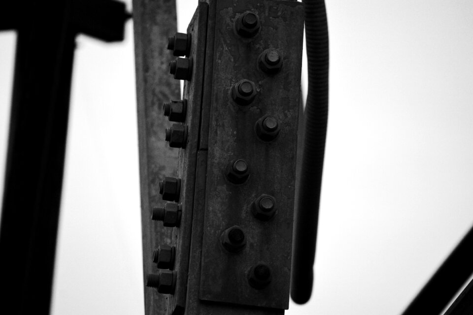Joints rusty monochrome