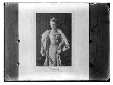 Wilhelmina, HM Koningin (max res)