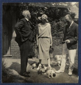 William Arthur Cavendish-Bentinck, 6th Duke of Portland, Rosamond Rose, unknown man by Lady Ottoline Morrell