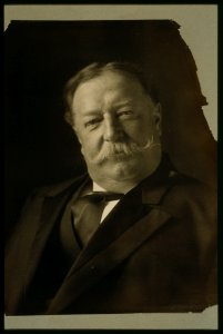 William Howard Taft, head-and-shoulders portrait, facing front LCCN2001698190 photo