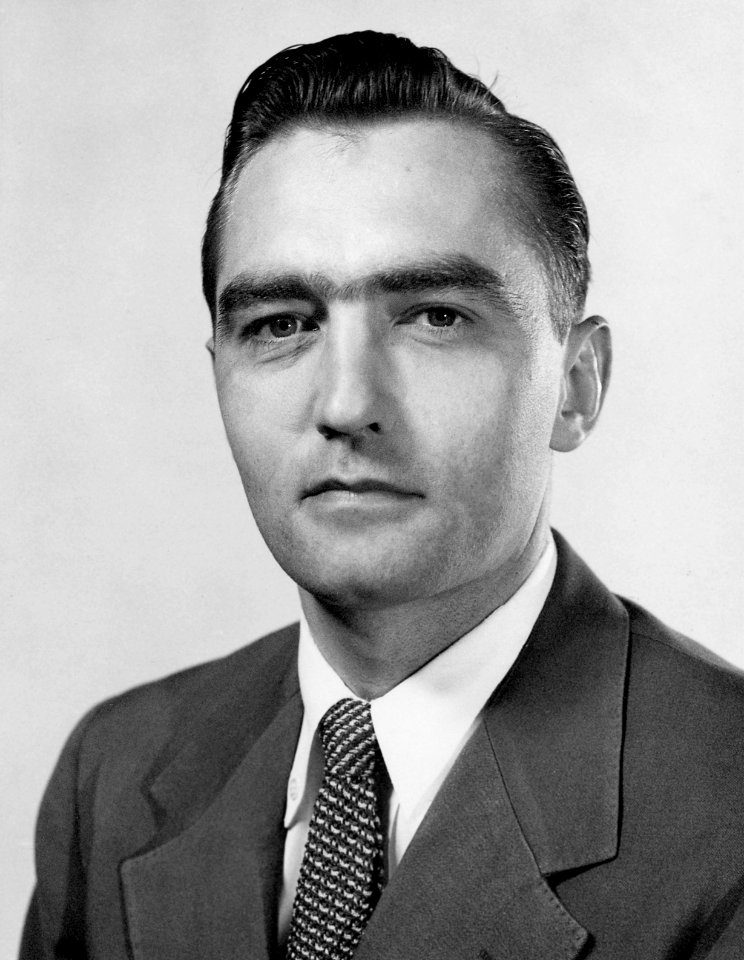 William J. Hadlow (40992901182)