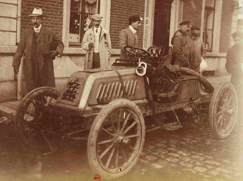 William Kissam Vanderbilt II au circuit des Ardennes 1902