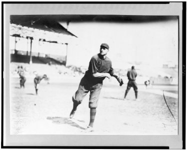 William Lawrence James, Boston NL baseball player, throwing ball on baseball field LCCN95505742
