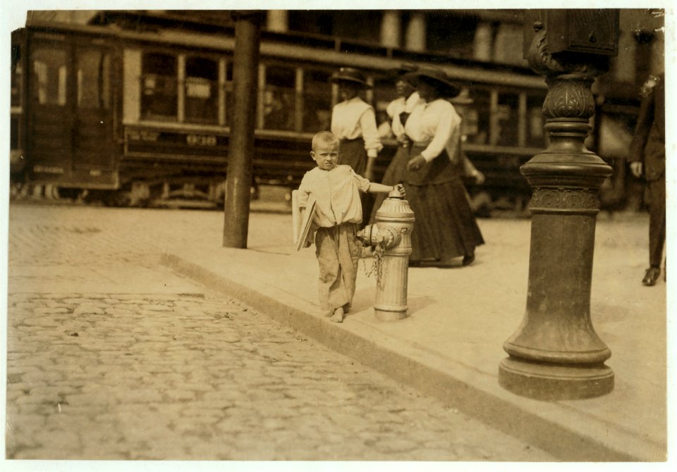 Willie --, a Richmond, Va. newsboy. Told me first he was 8, then admitted 7, and finally 6 years old. Compare 5 year old with him in photo 2210B. LOC cph.3a01151