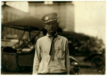 Willie Cheatham, Western Union messenger -1. Says he is 16 years now; been messenger for 6 years. Late Sunday night, October 4th, I talked with him, still on duty, until 10 P.M. 'You bet I LOC nclc.05561