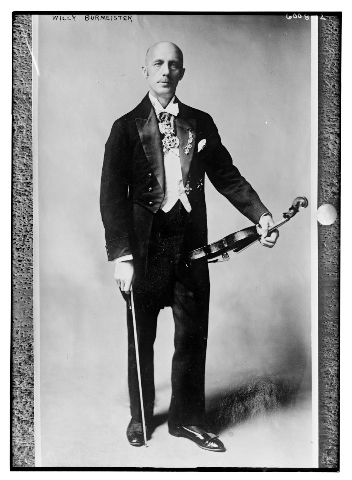 Willy Burmeister LCCN2014716136