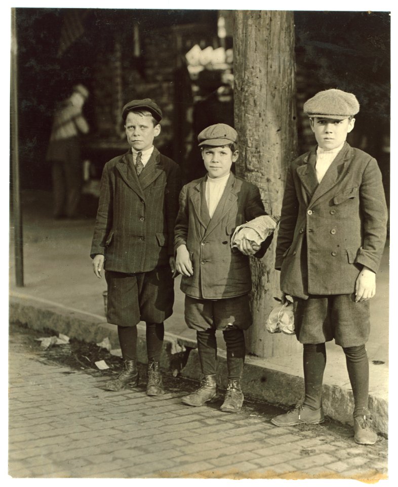 Wilson Dry Goods Company, large department store. Employs large number of youngsters as cashboys and wrappers. Counted seven apparently 9 to 12 years old, one 9 and other 10. Week's work LOC nclc.04825