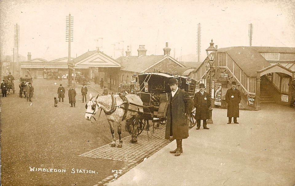 Wimbledon railway station (postcard)