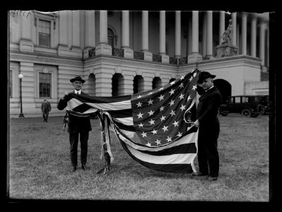 Wind storm, Jan. 16, 1917, tore flag into small strips and braided them LCCN2016887072