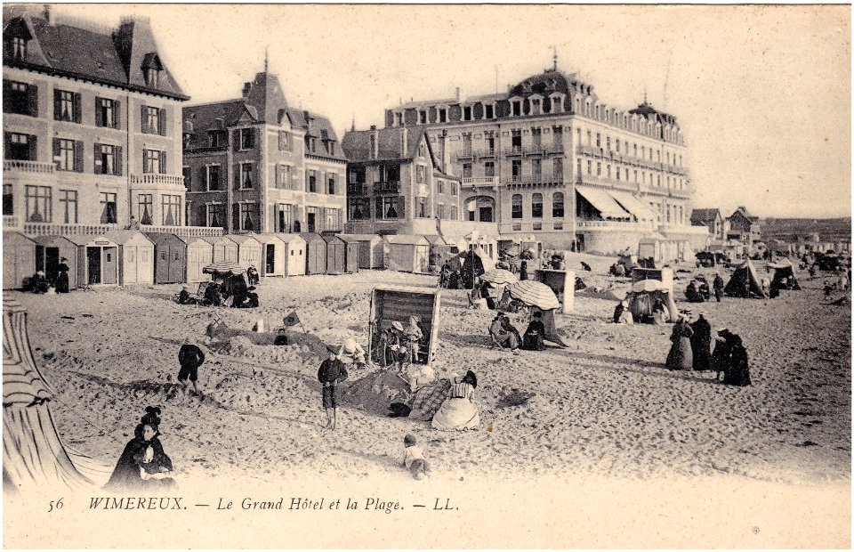 WIMEREUX Le Grand Hôtel et la plage