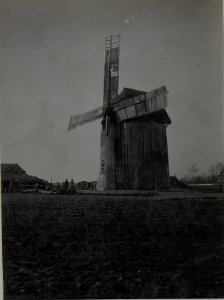 Windmühle an der Strassenkreuzung, Chorostow-Mikuliczy. März 1918. (BildID 15459317)