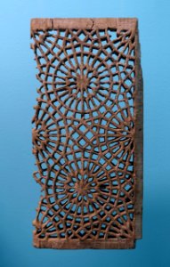 Window lattice, fragment, Pakistan, Lahore, 15th century AD, wood - Linden-Museum - Stuttgart, Germany - DSC03883 photo