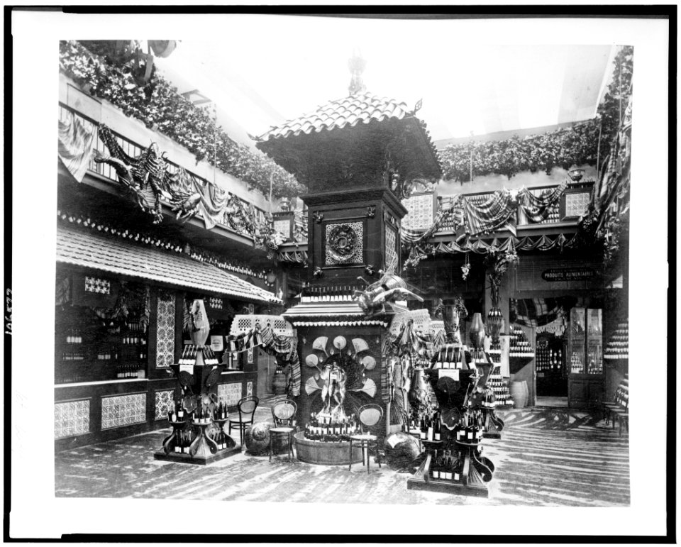 Wine exhibit, Paris Exposition, 1889 LCCN92520825