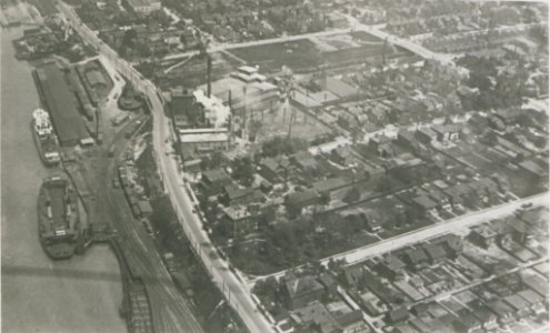 Windsor Ontario from an Aeroplane (HS85-10-37669) photo