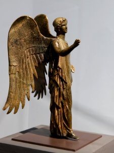 Winged Victory Lugdunum inv.X654 n3