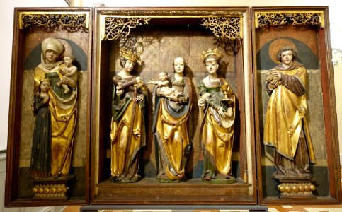 Winged Altarpiece with the Virgin and Child, St. Anne, and other Saints, Vogtland, c. 1520, figures of linden wood - Bode-Museum - DSC03584 photo