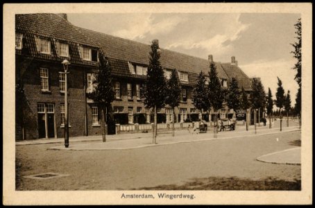 Wingerdweg. Uitgave J. Sleding, Amsterdam, Afb PRKBB00434000002 photo