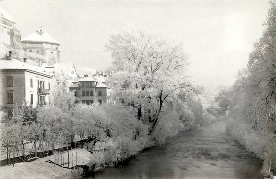Winterlicher Blick auf den Neckar von der Alleenbrücke (AK 1911)