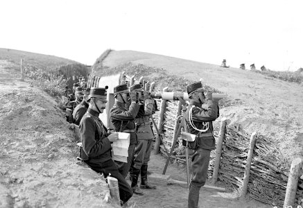 Wirkung des scharfen Artillerie- und Infanteriefeuers - CH-BAR - 3238842