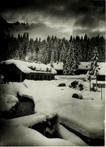 Wirtschaftsgebäude am Karersee. (BildID 15588120)
