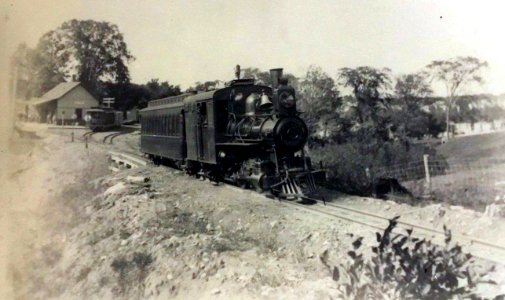 Wiscasset, Waterville and Farmington's 2-foot gauge No. 4 circa 1905 (02) photo