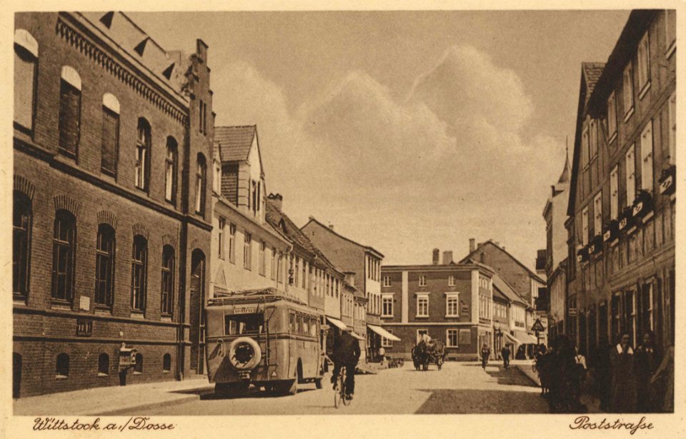 Wittstock a. Dosse, Brandenburg - Poststraße (Zeno Ansichtskarten)