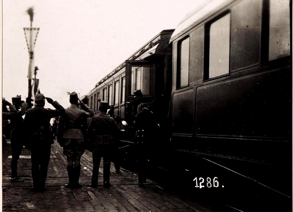 Wladimir-Wolynskij, Besuch Sr.M.Kaiser Karl. (25-II.1918.) (BildID 15712107)