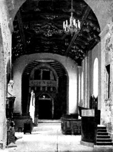 Wnętrze-część-nowsza-Wiek-XVII-Plafon-i-chór-muzyczny-Wiek-XX