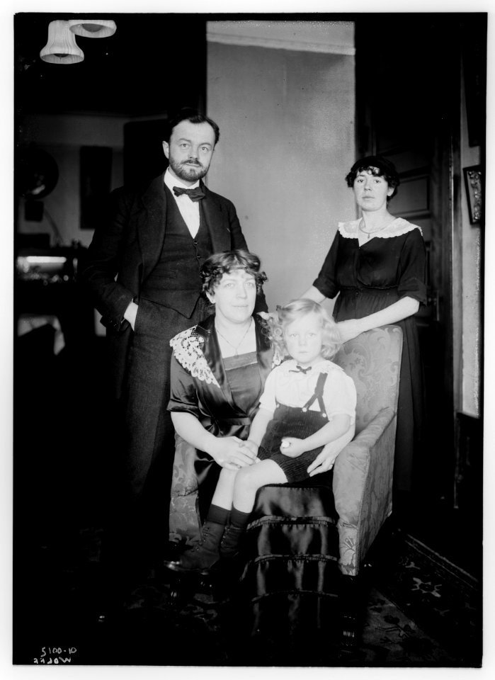 Wolff (and family) LCCN2014710053