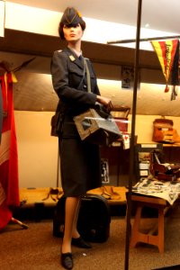 Woman auxiliary of the pigeon service of the Swiss Army at MGG-IMG 0104